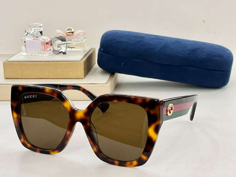 Picture of Gucci Sunglasses _SKUfw56643797fw